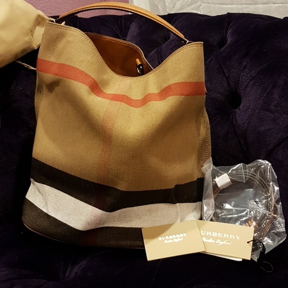 Burberry Handbags - BNWT Burberry medium Ashby hobo saddle brown